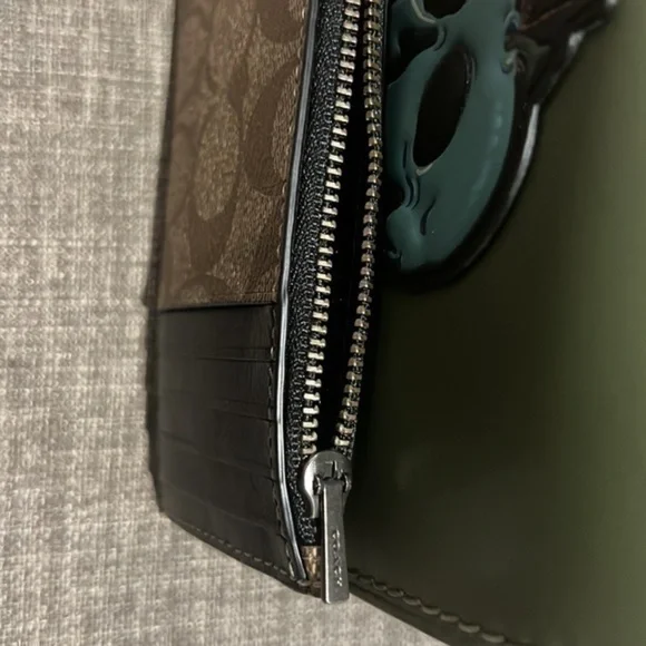 Coach Snow White Purse&Walket - Picture 14 of 16